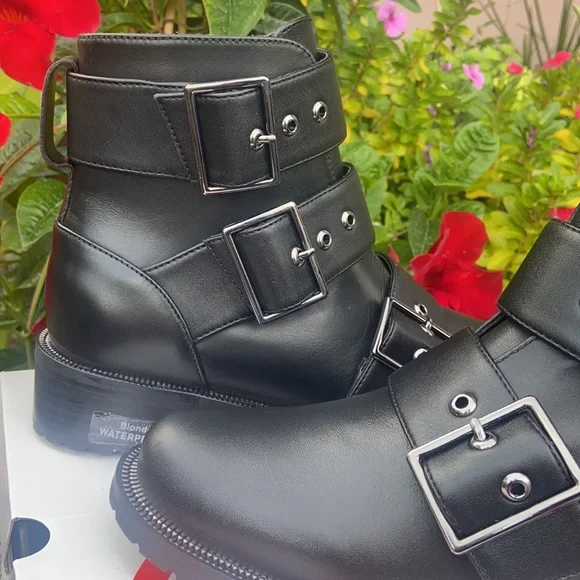 ☔️ New Blondo Black Leather Combat Booties WATERPROOF ☔️ - Picture 8 of 16
